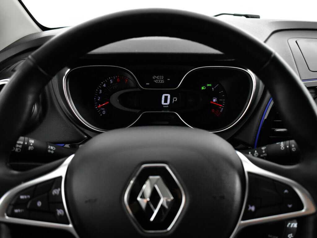 Купить Renault Kaptur с пробегом. Фото: #10