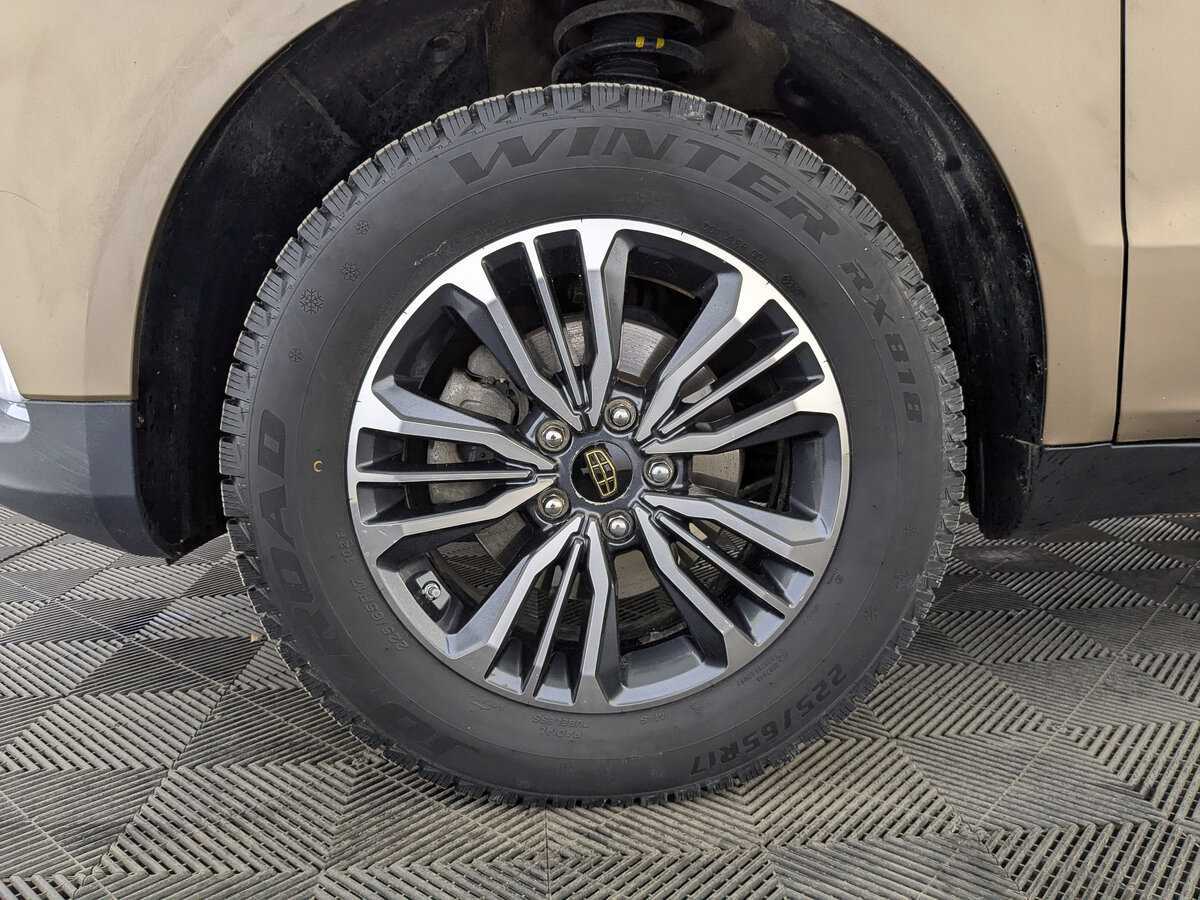 Купить Geely Emgrand X7 с пробегом. Фото: #11