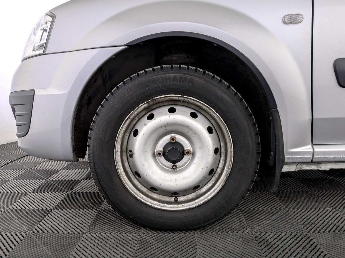 Купить Lada (ВАЗ) Largus с пробегом. Фото: #17