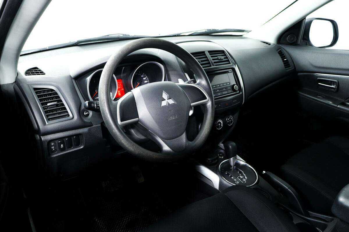 Купить Mitsubishi ASX с пробегом. Фото: #12