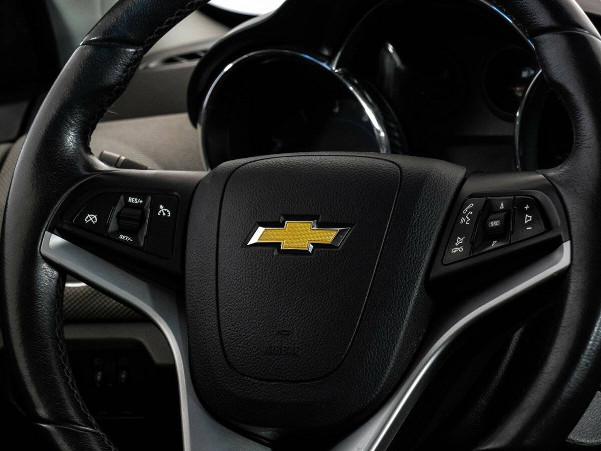 Купить Chevrolet Cruze с пробегом. Фото: #12