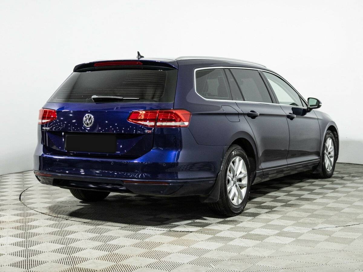 Купить Volkswagen Passat с пробегом. Фото: #3