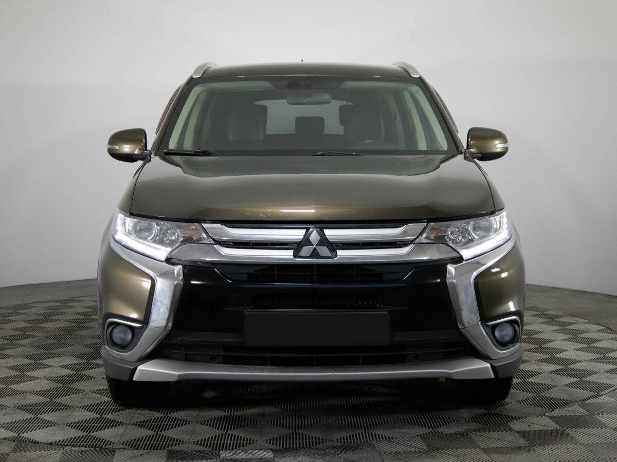 Купить Mitsubishi Outlander с пробегом. Фото: #1
