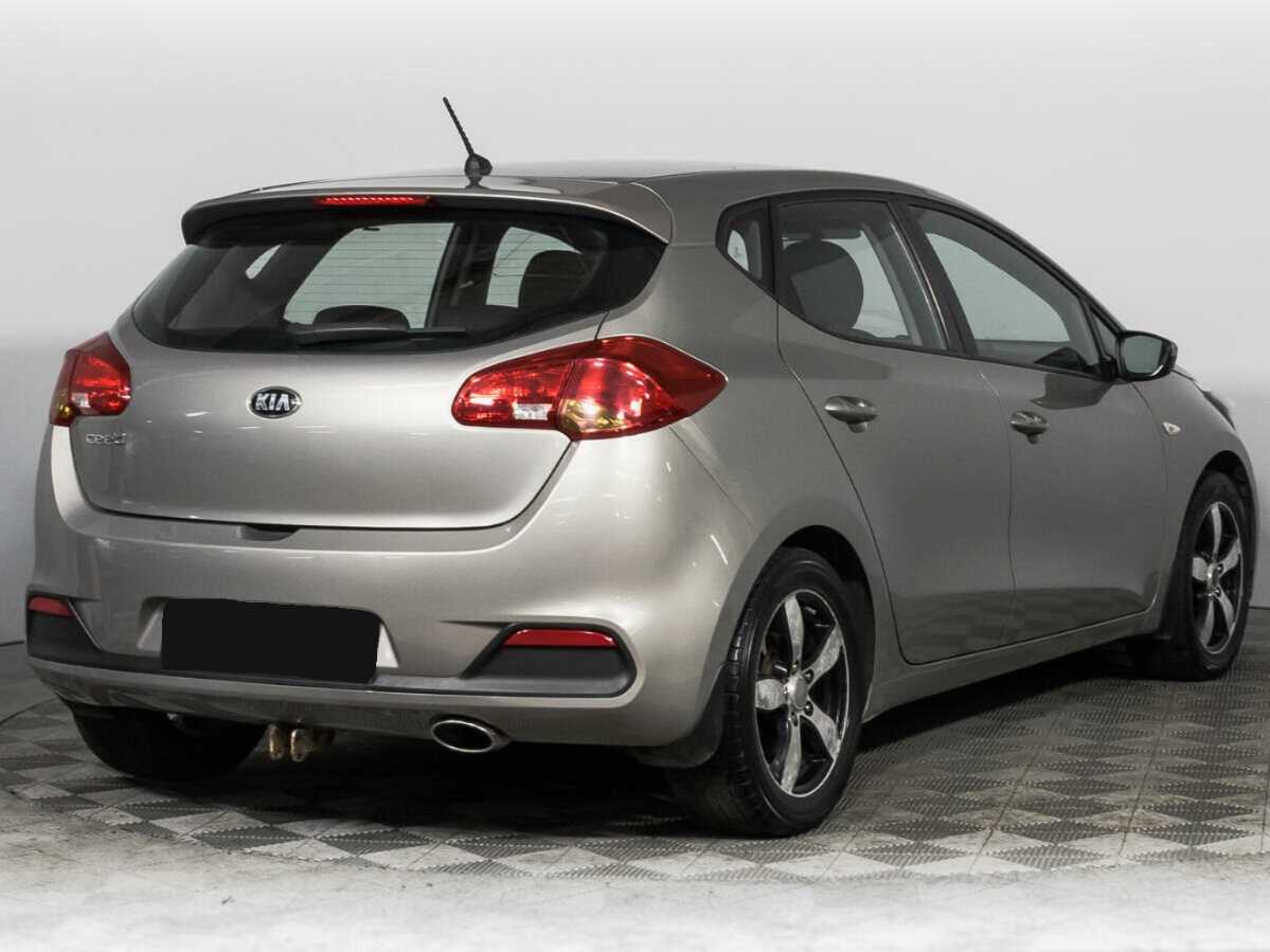 Купить Kia Ceed с пробегом. Фото: #4