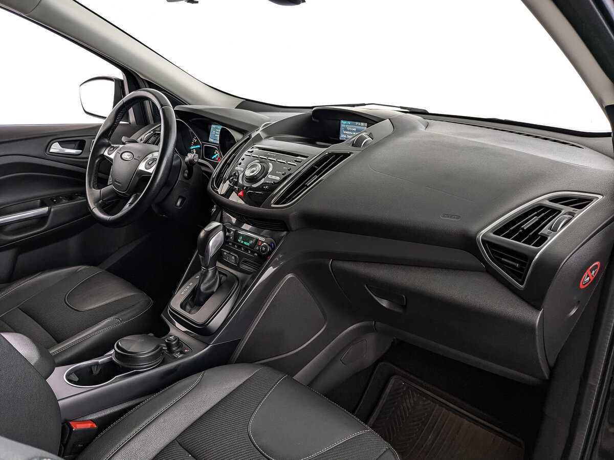 Купить Ford Kuga с пробегом. Фото: #8