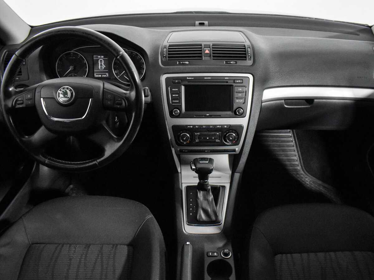 Купить Skoda Octavia с пробегом. Фото: #16