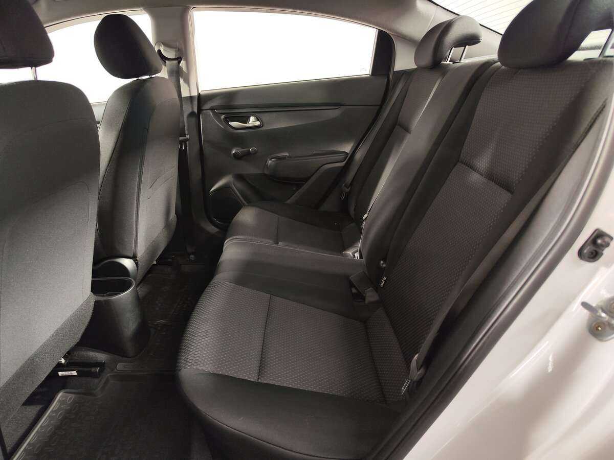 Купить Kia Rio с пробегом. Фото: #7