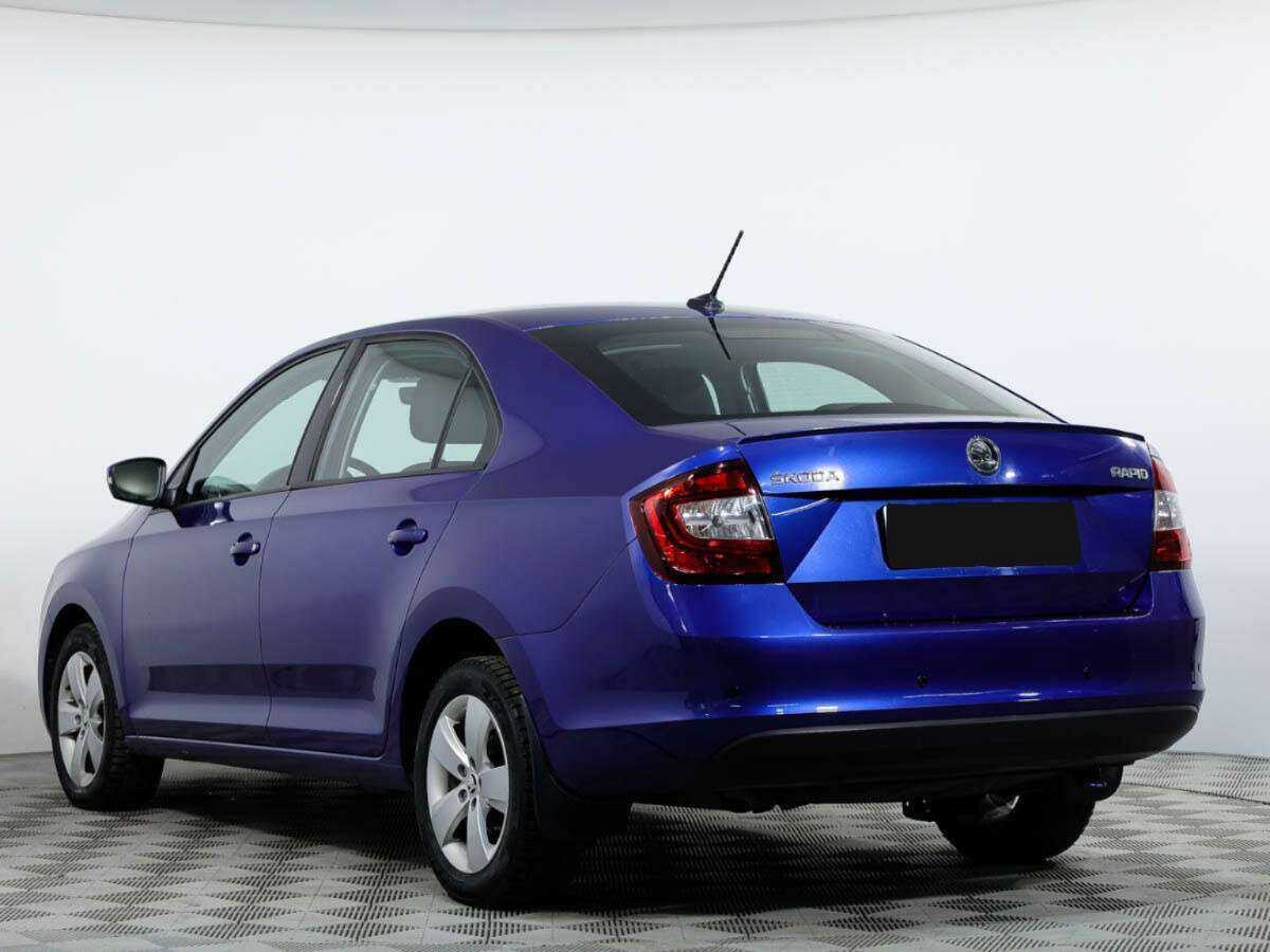 Купить Skoda Rapid с пробегом. Фото: #6