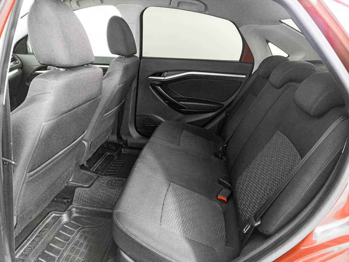 Купить Lada (ВАЗ) Vesta с пробегом. Фото: #9