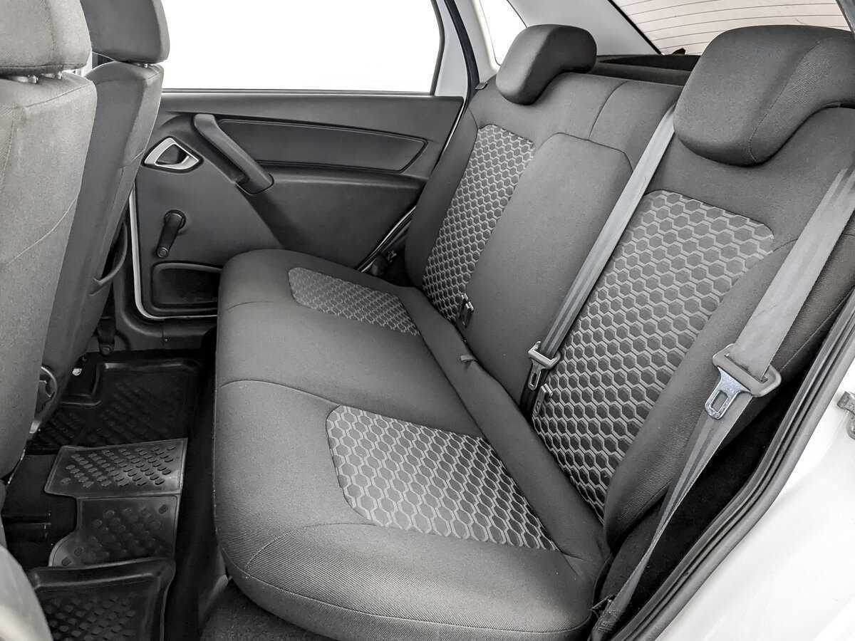 Купить Lada (ВАЗ) Granta с пробегом. Фото: #11