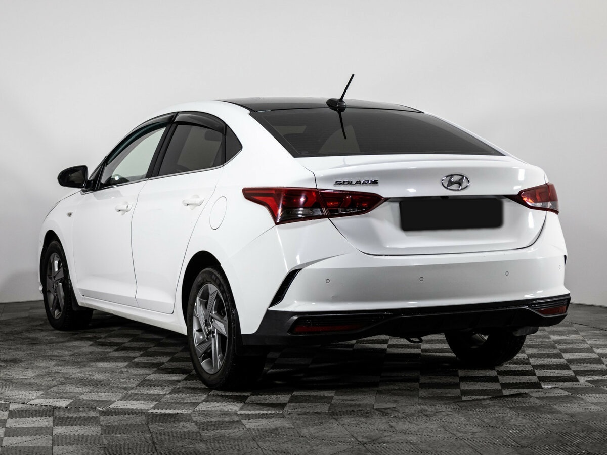 Купить Hyundai Solaris с пробегом. Фото: #5