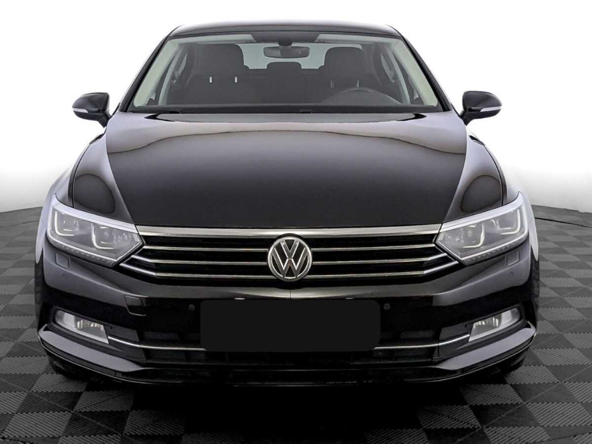 Купить Volkswagen Passat с пробегом. Фото: #1