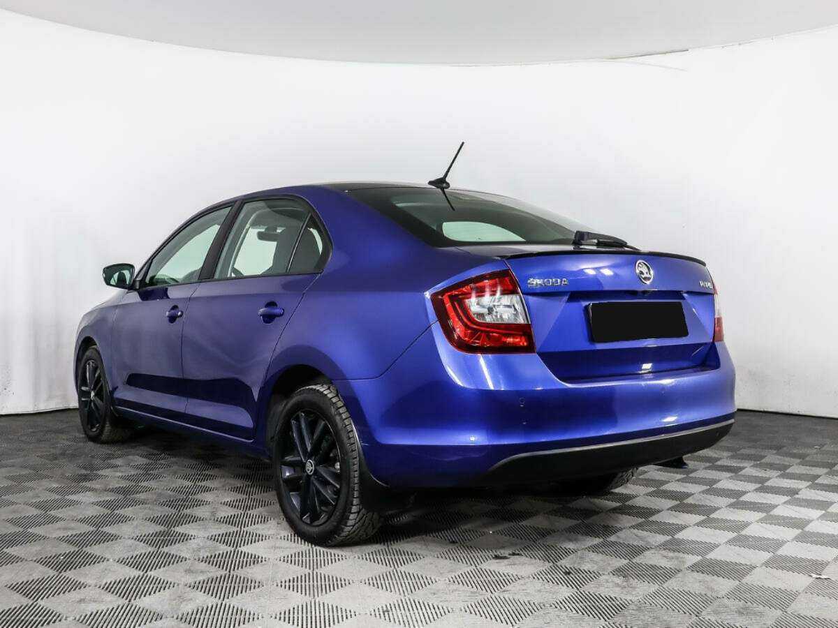 Купить Skoda Rapid с пробегом. Фото: #6