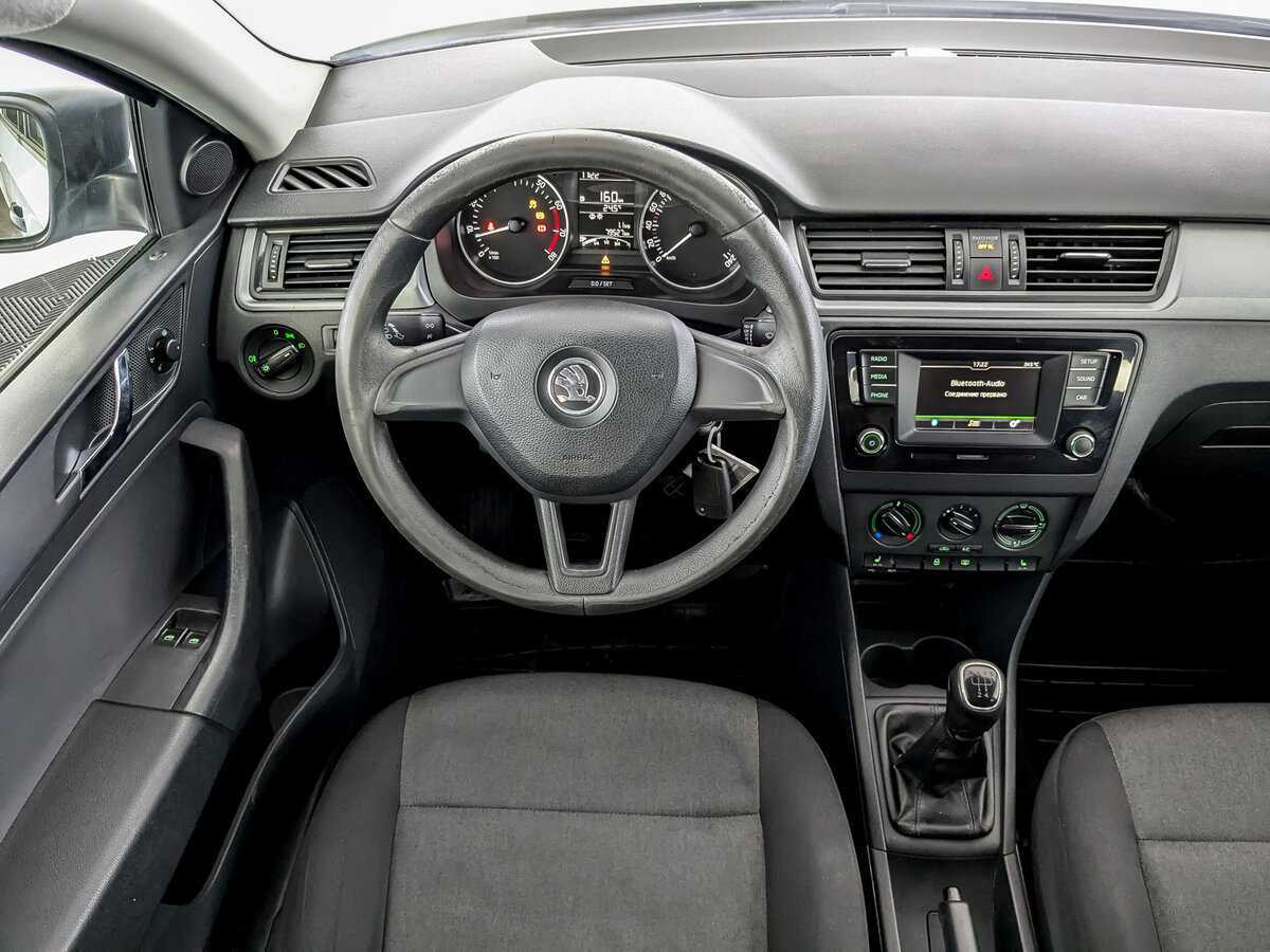 Купить Skoda Rapid с пробегом. Фото: #24