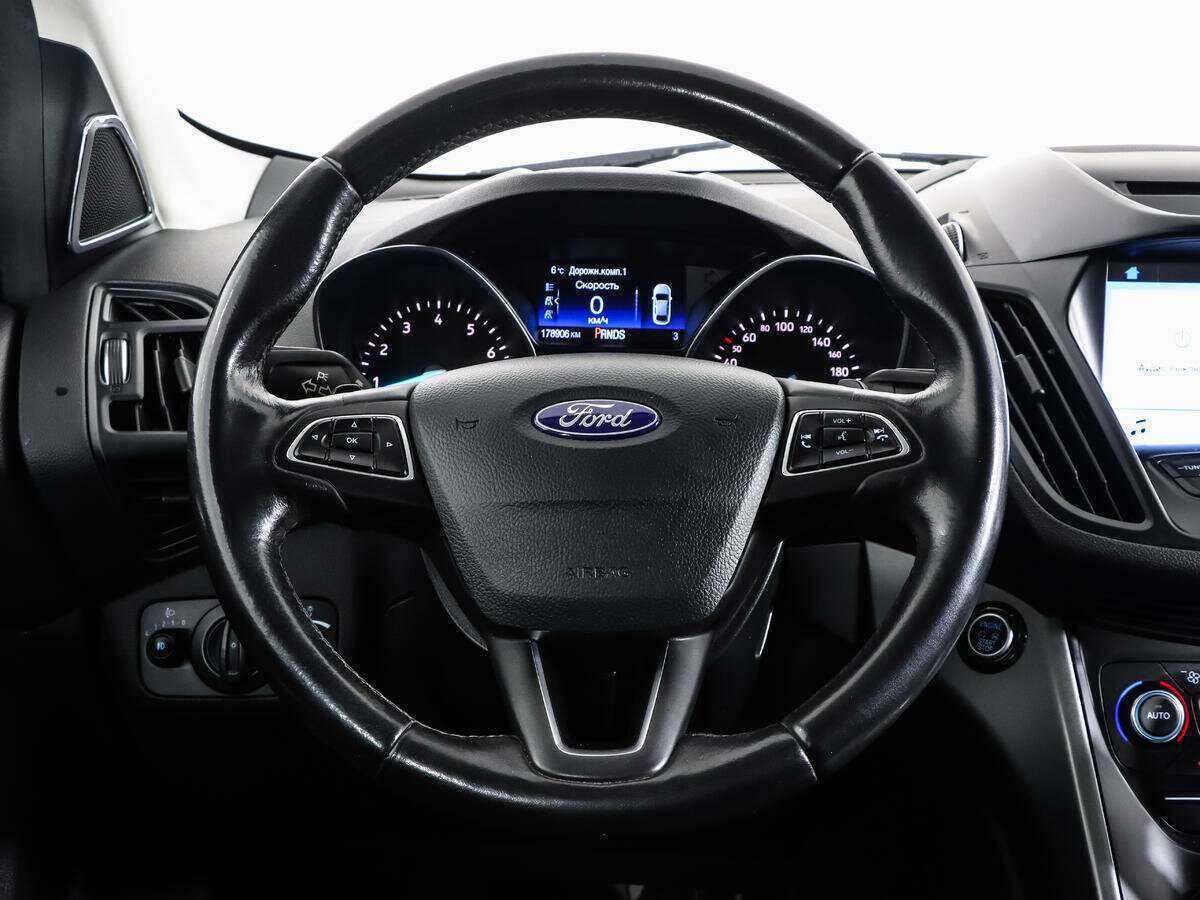 Купить Ford Kuga с пробегом. Фото: #9
