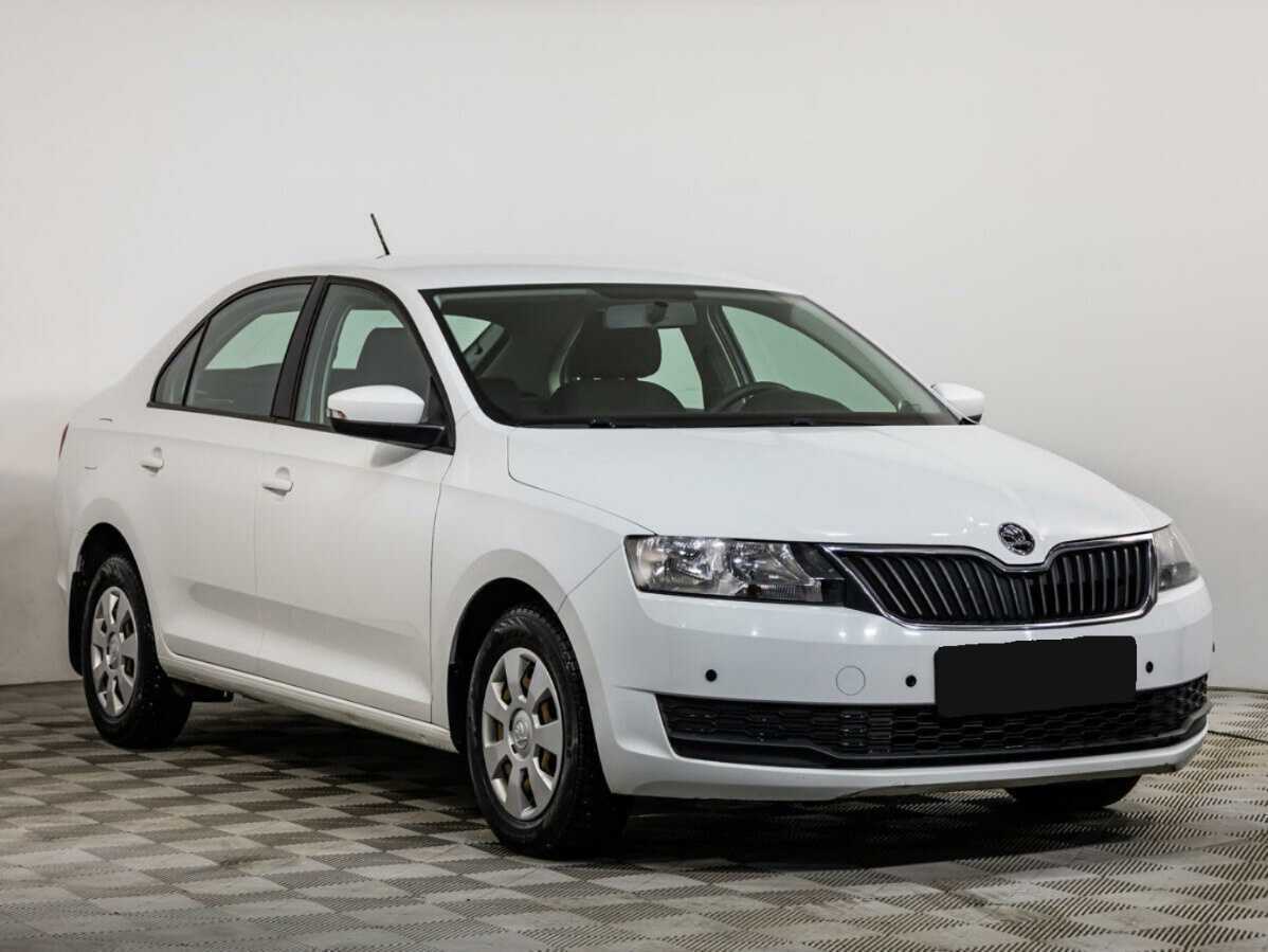 Купить Skoda Rapid с пробегом. Фото: #1