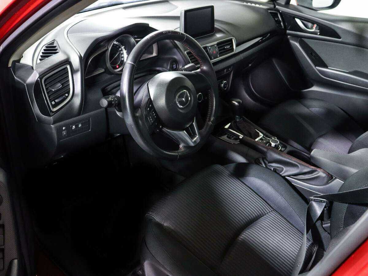 Купить Mazda 3 с пробегом. Фото: #12