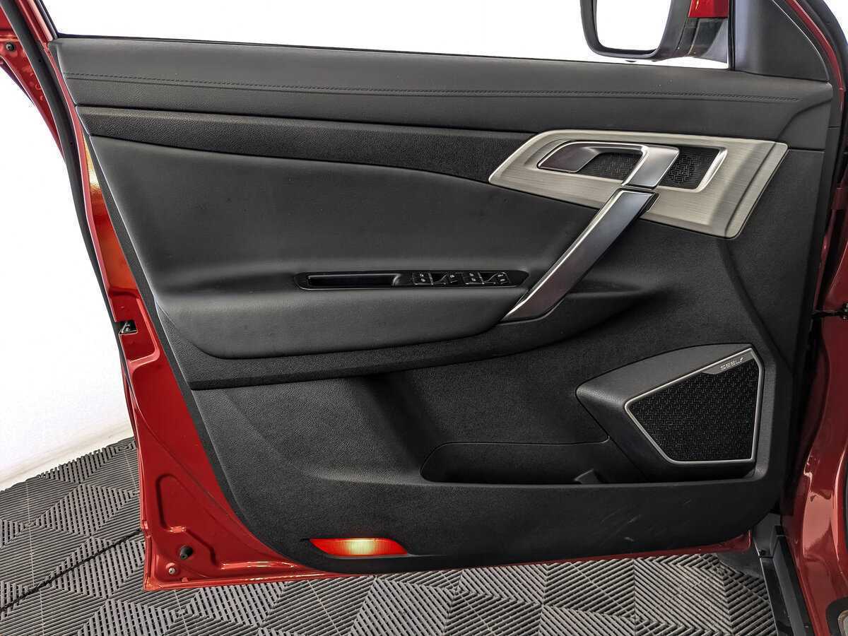 Купить Geely Atlas с пробегом. Фото: #14