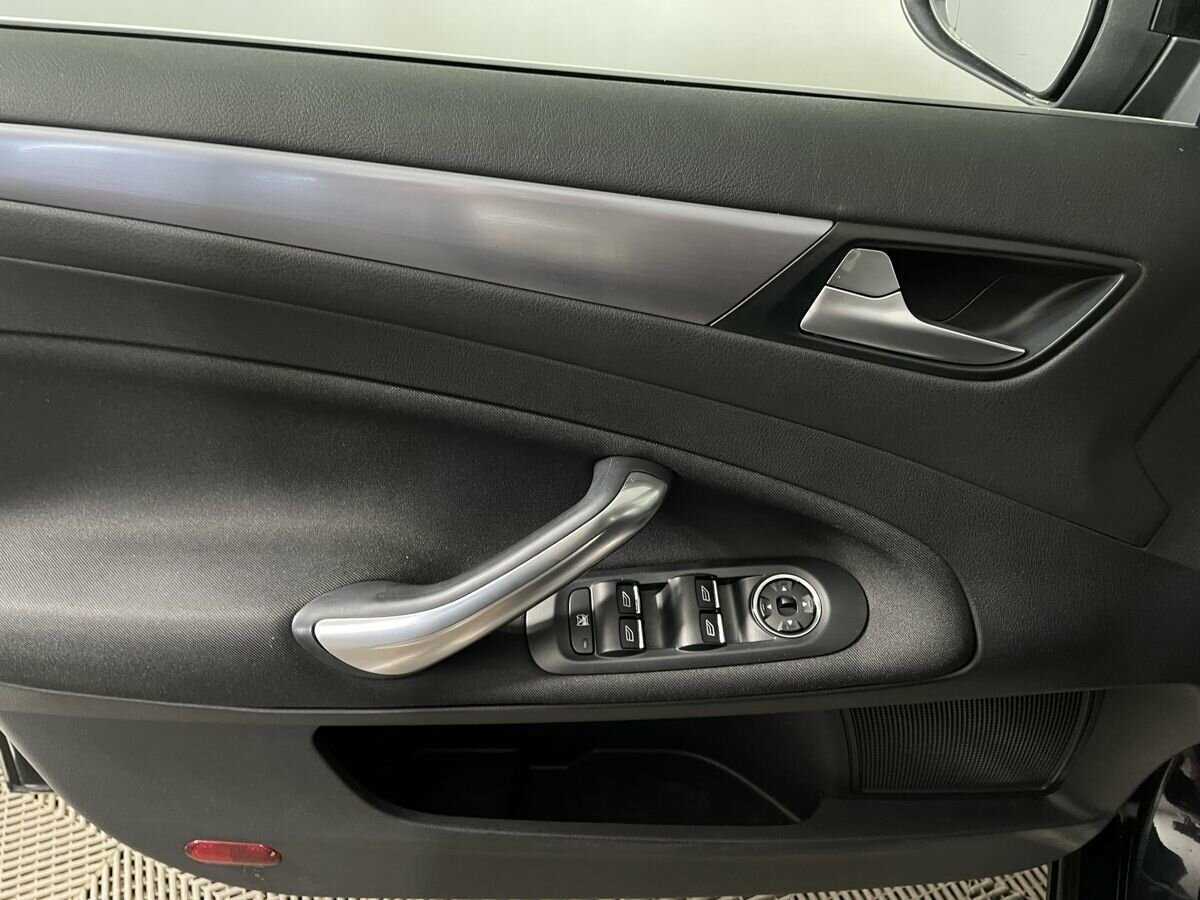 Купить Ford Mondeo с пробегом. Фото: #7