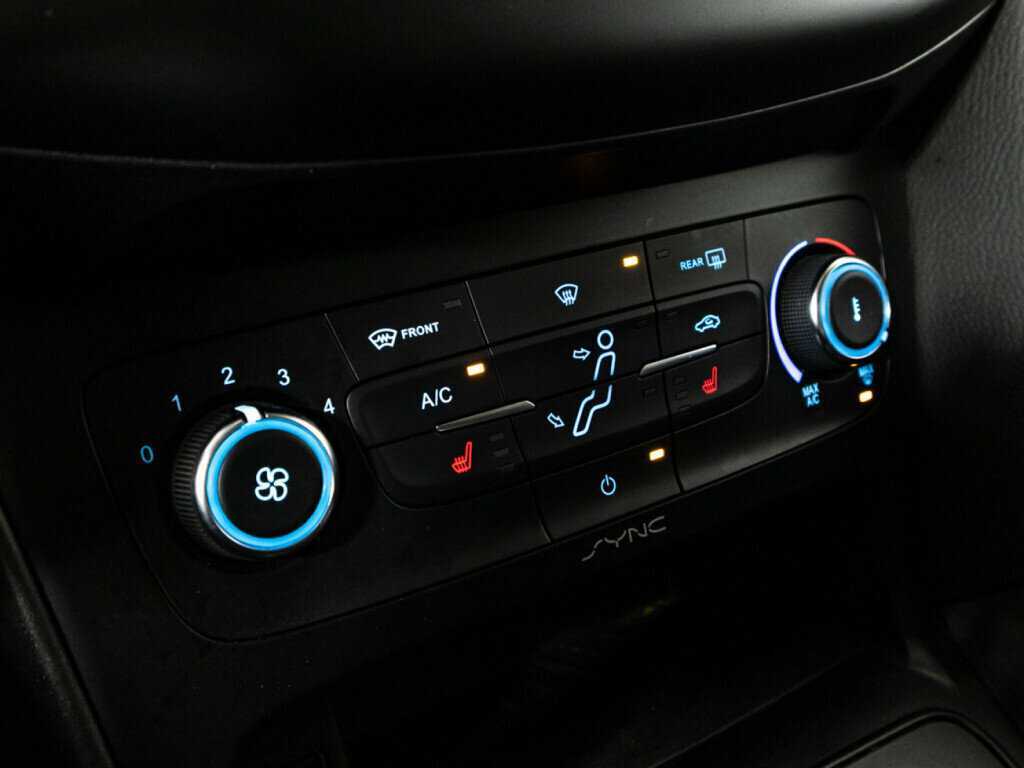 Купить Ford Focus с пробегом. Фото: #14