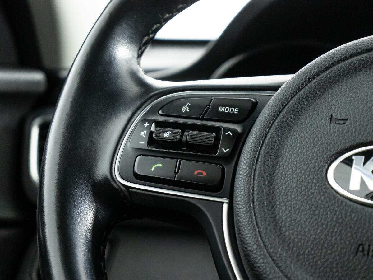 Купить Kia K5 с пробегом. Фото: #20