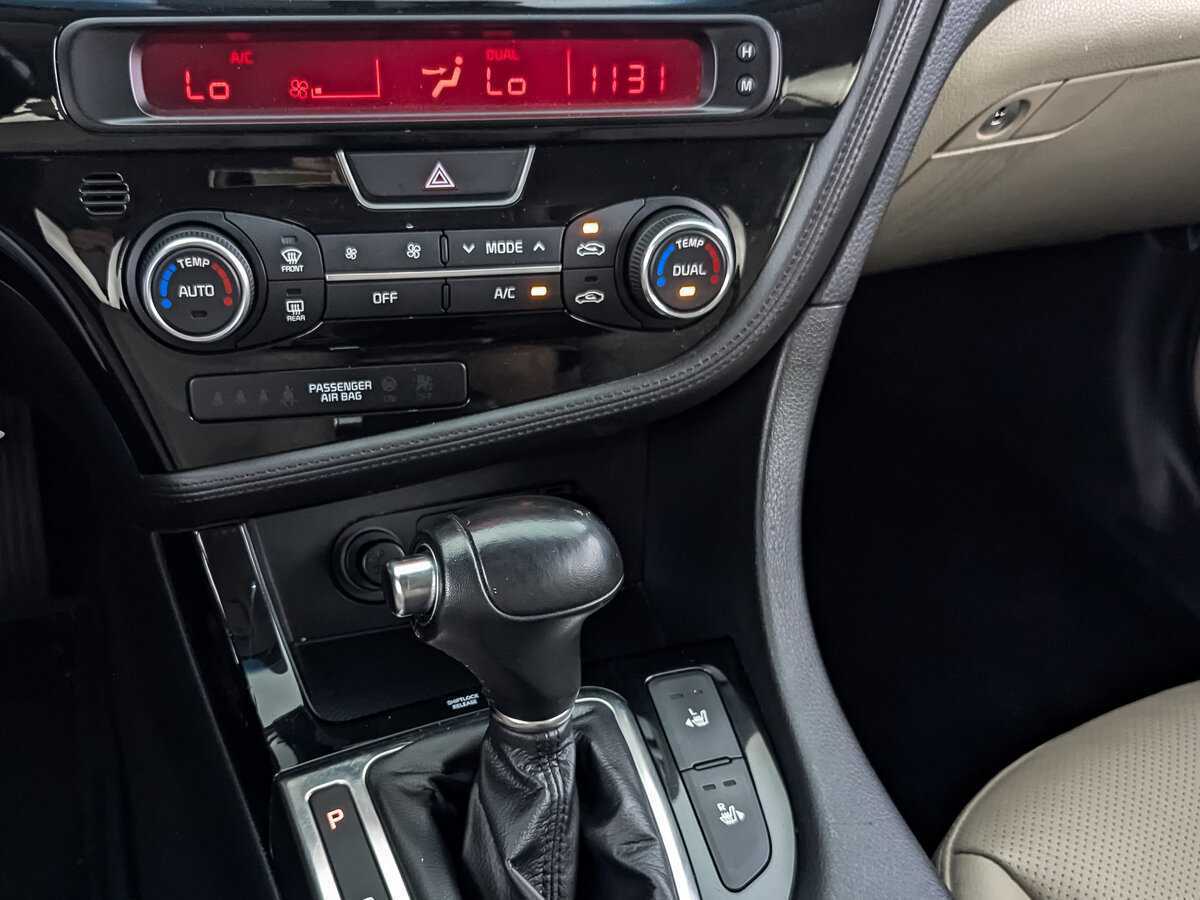 Купить Kia Optima с пробегом. Фото: #22