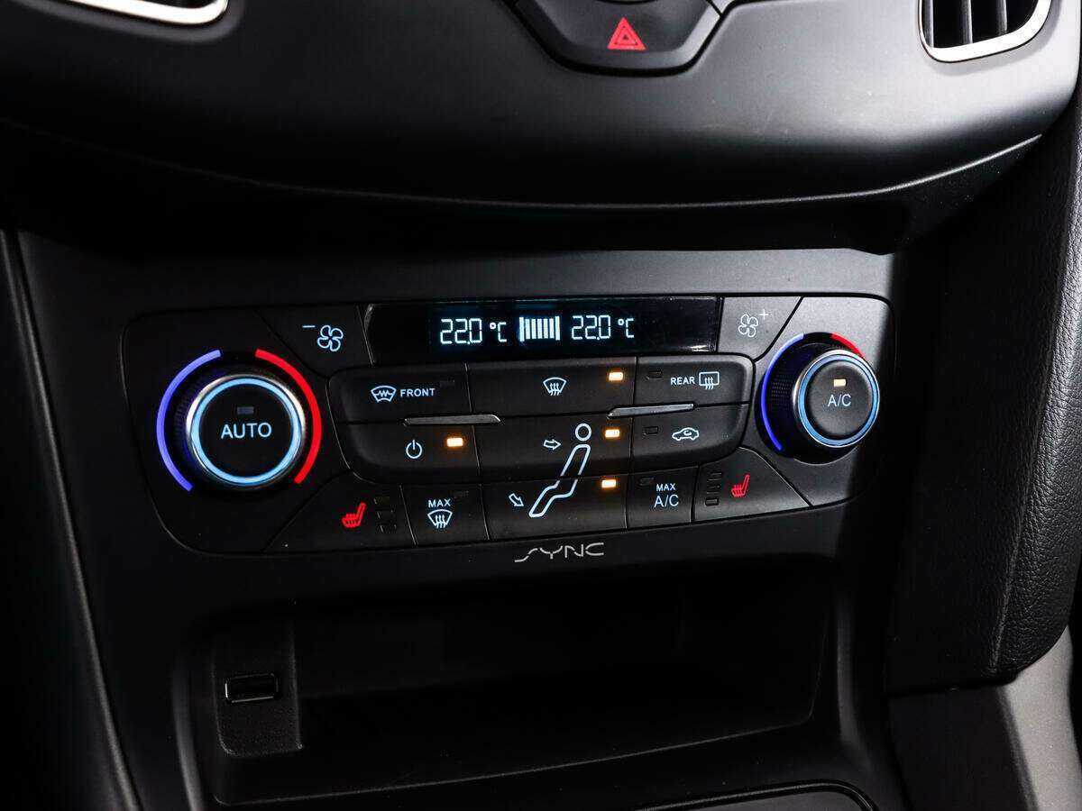 Купить Ford Focus с пробегом. Фото: #13