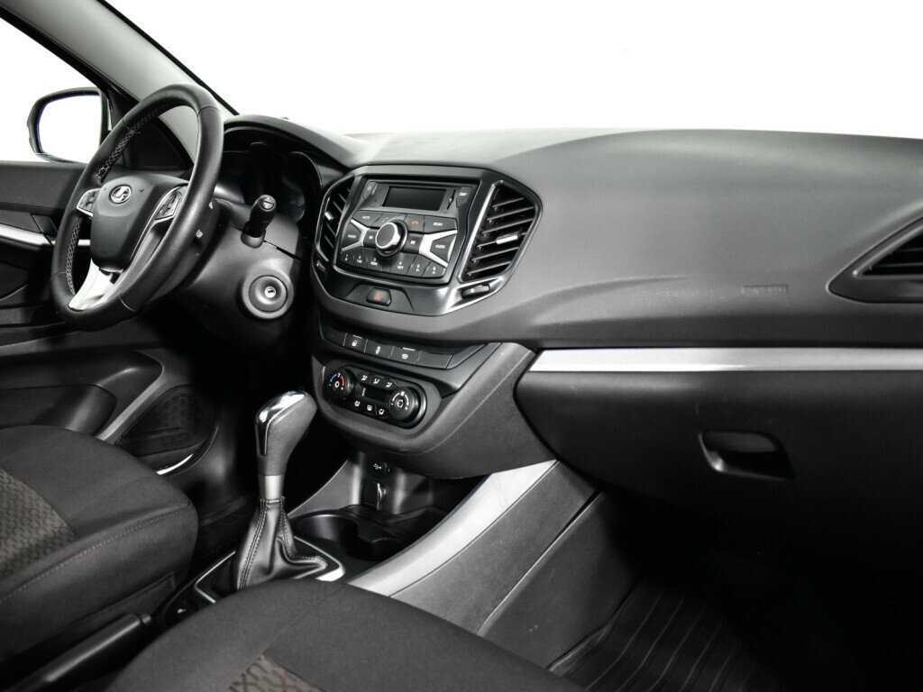 Купить Lada (ВАЗ) Vesta с пробегом. Фото: #8