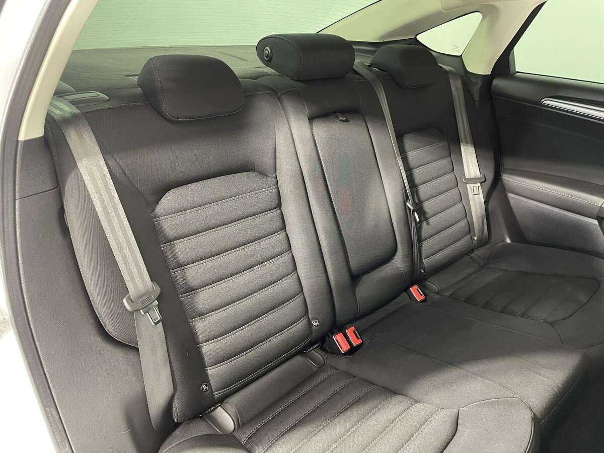 Купить Ford Mondeo с пробегом. Фото: #14