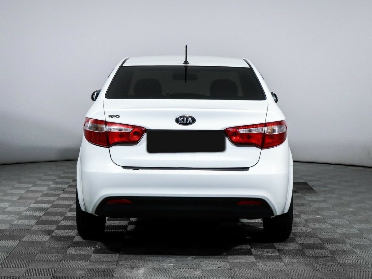 Купить Kia Rio с пробегом. Фото: #4