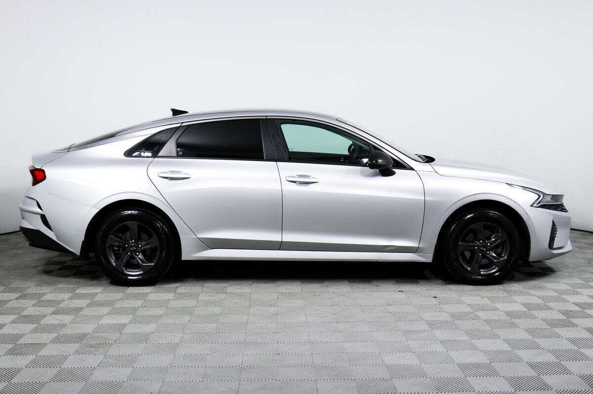 Купить Kia K5 с пробегом. Фото: #3