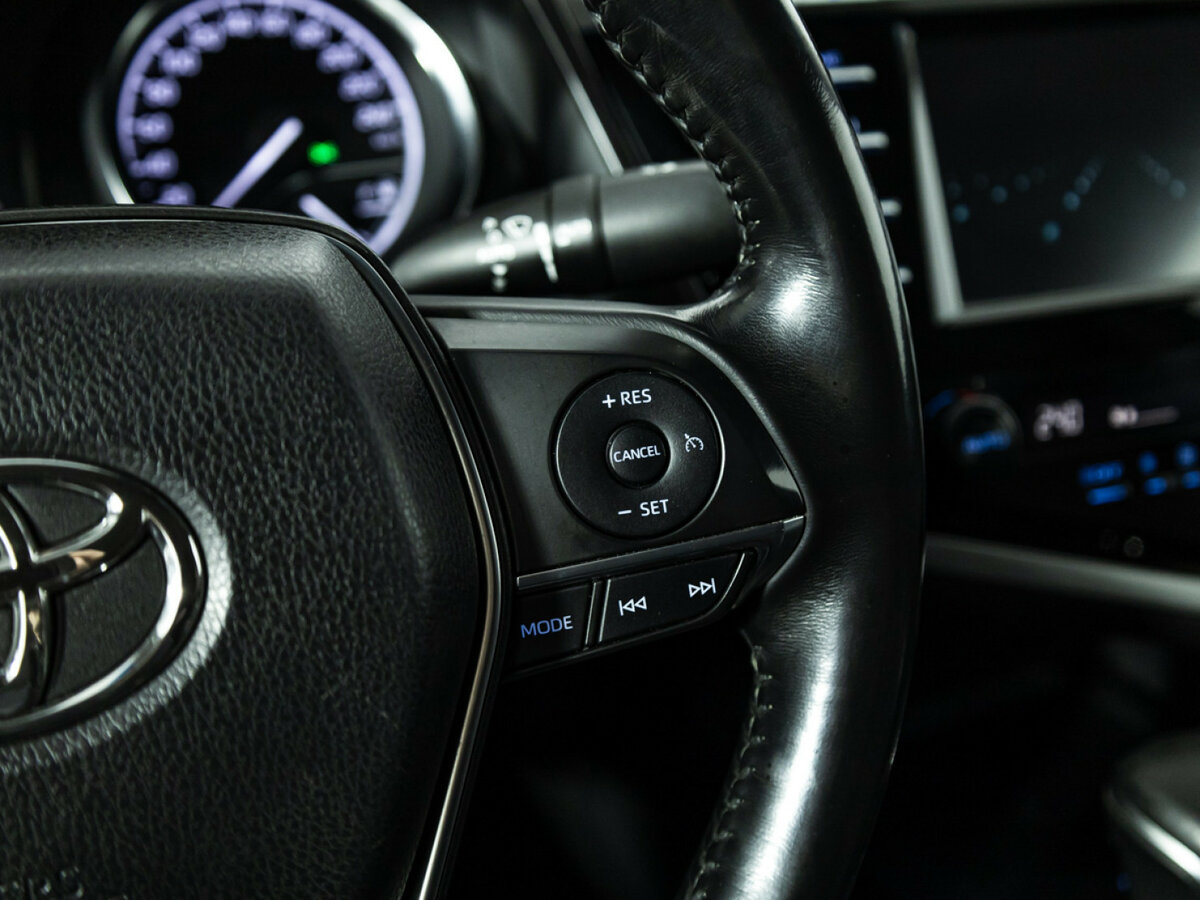 Купить Toyota Camry с пробегом. Фото: #15
