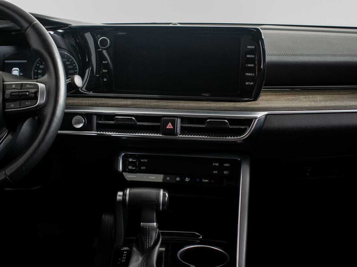 Купить Kia K5 с пробегом. Фото: #9