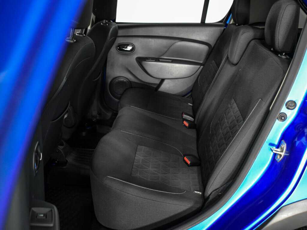 Купить Renault Sandero с пробегом. Фото: #9