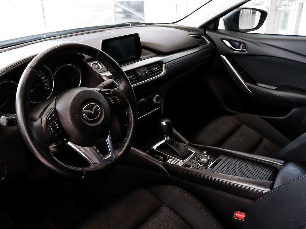 Купить Mazda 6 с пробегом. Фото: #7