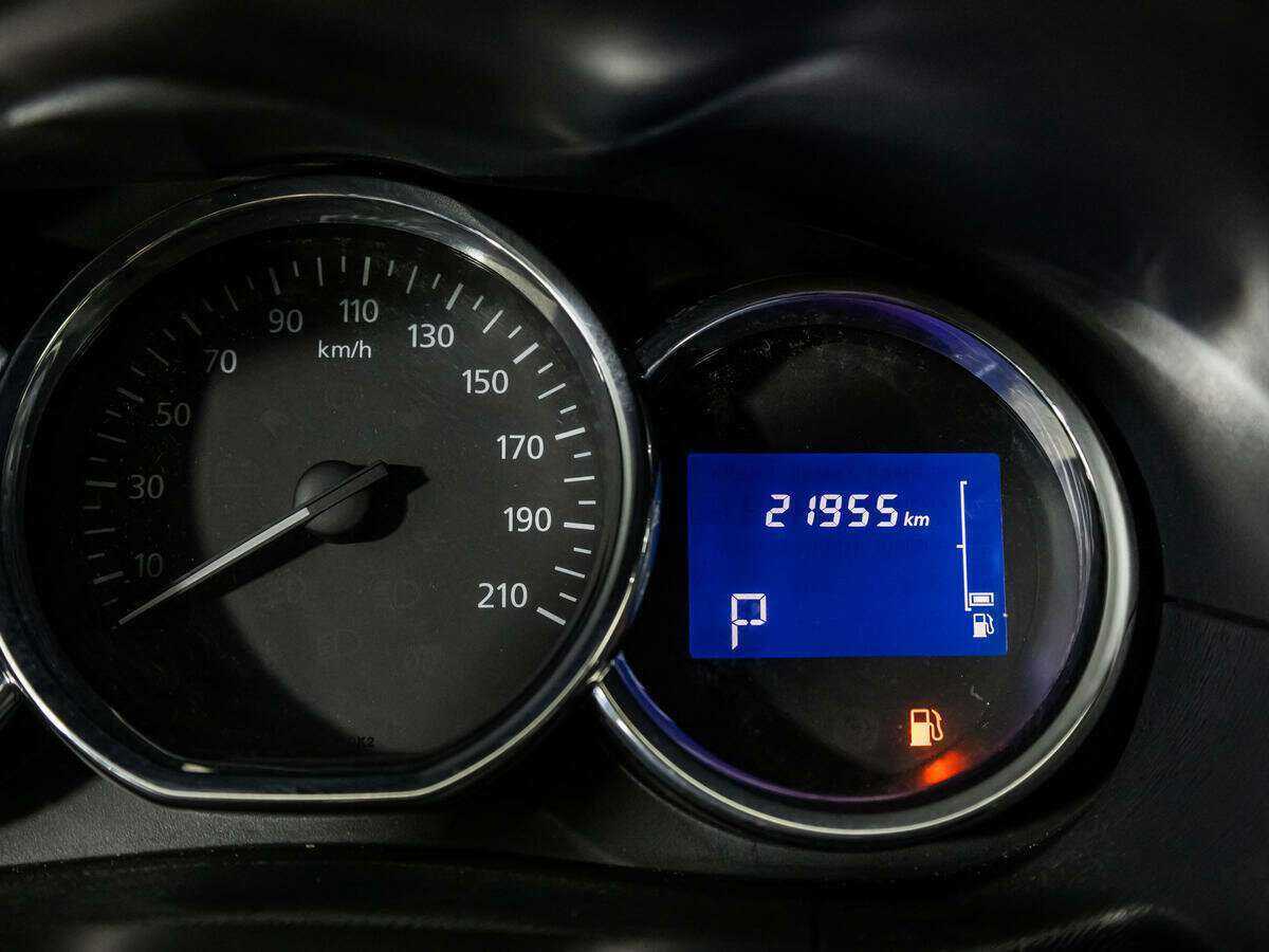 Купить Nissan Terrano с пробегом. Фото: #11