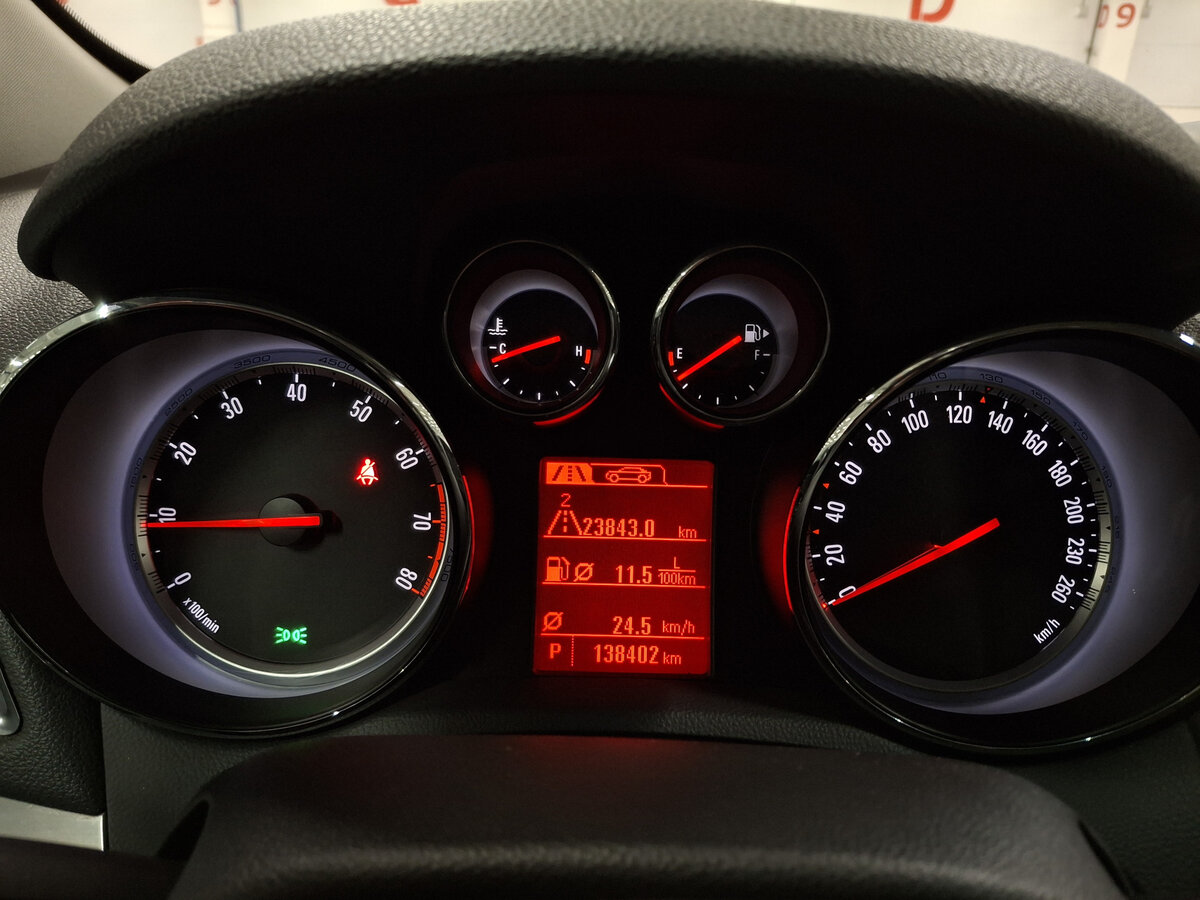 Купить Opel Mokka с пробегом. Фото: #12