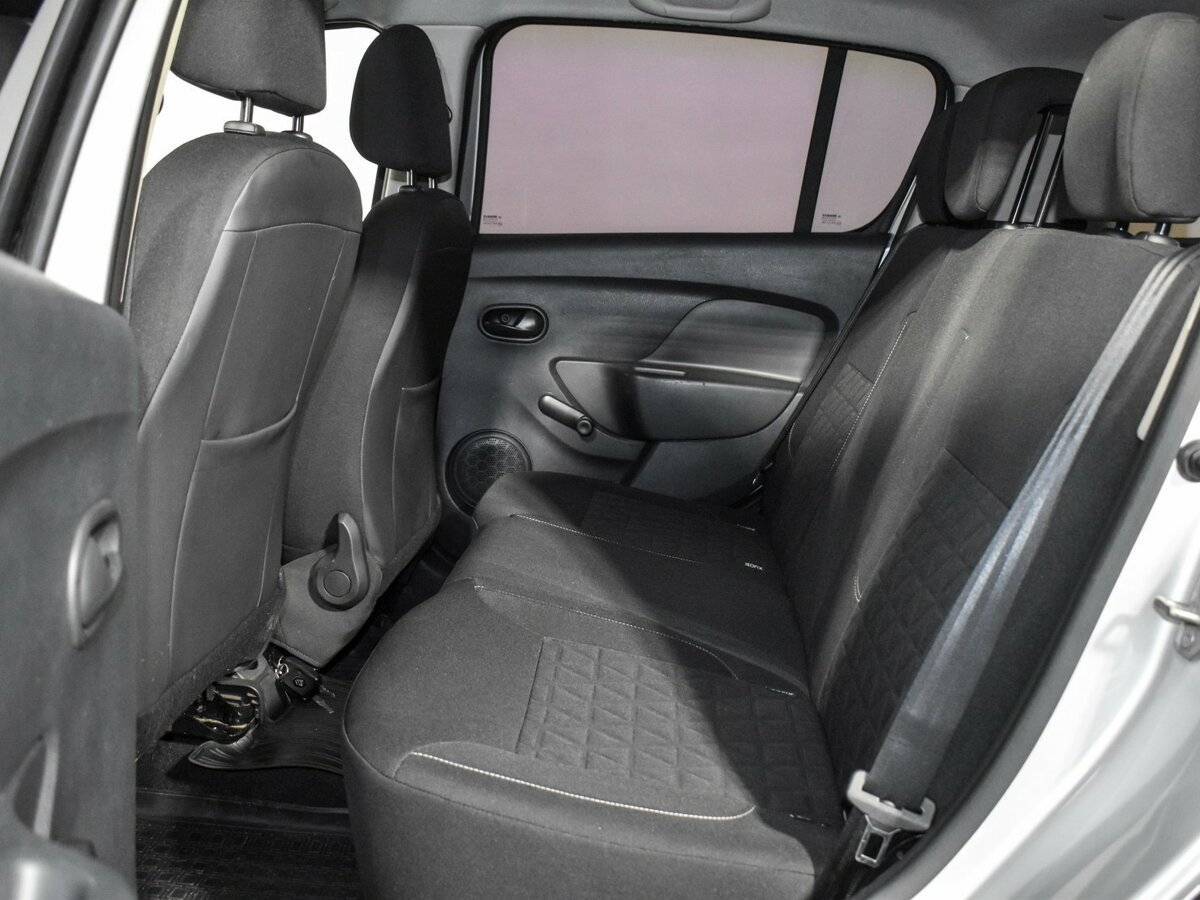 Купить Renault Sandero с пробегом. Фото: #10