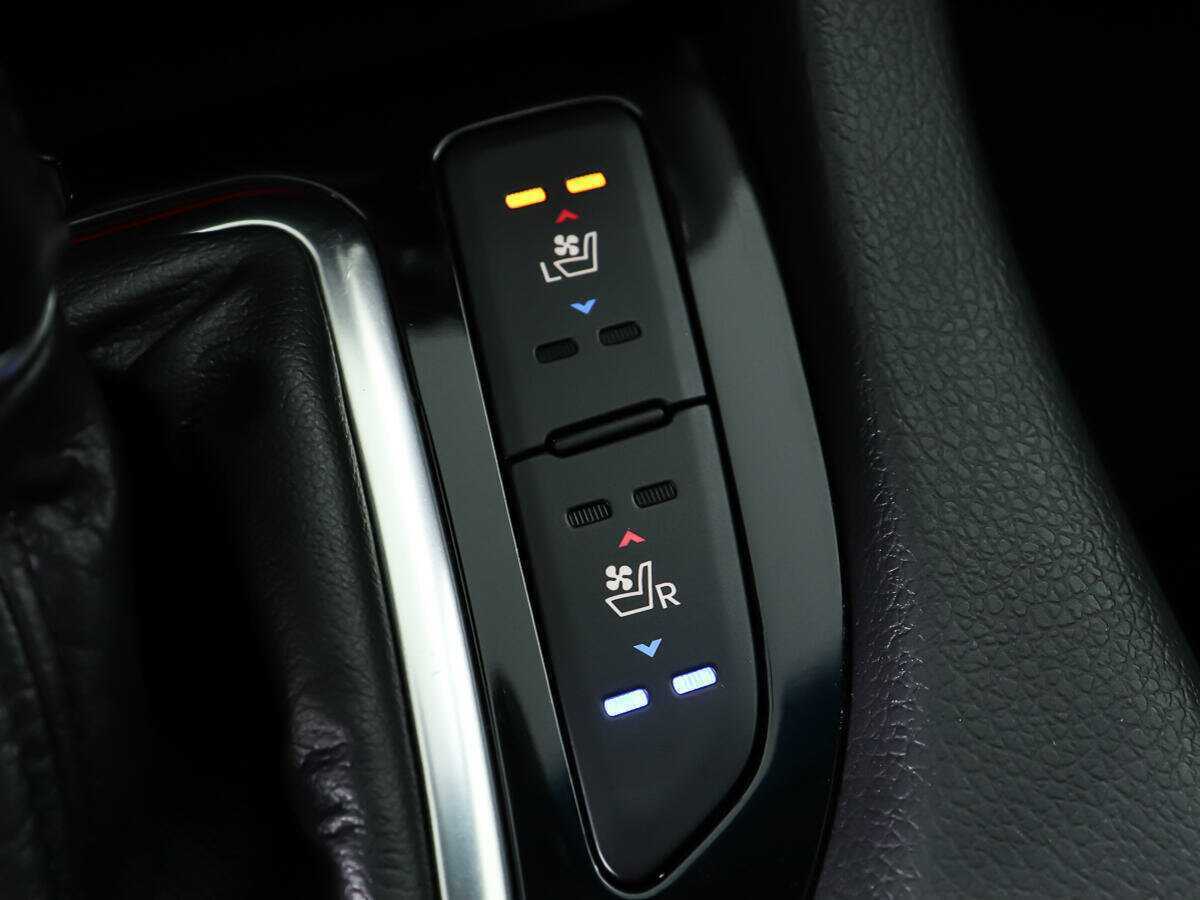 Купить Kia Optima с пробегом. Фото: #17