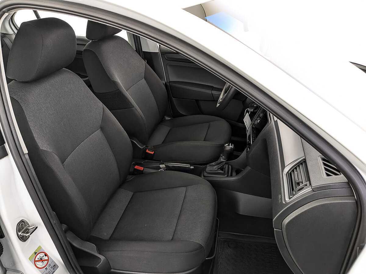 Купить Skoda Rapid с пробегом. Фото: #20