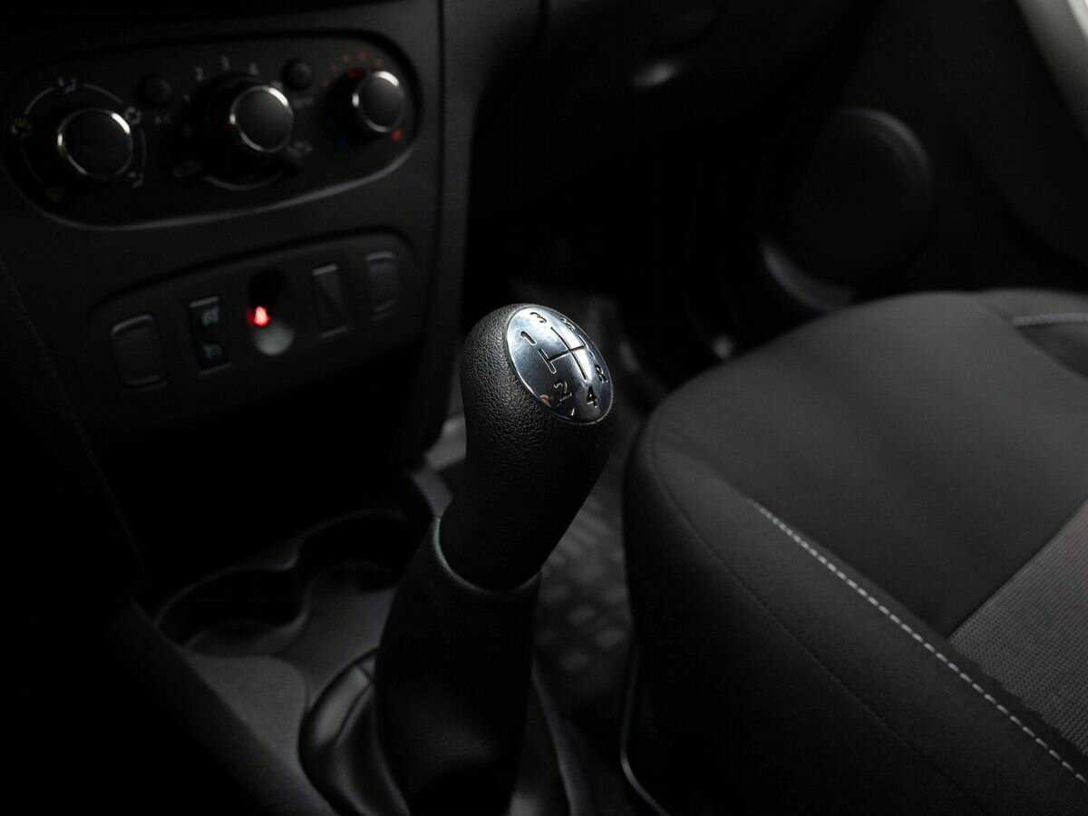 Купить Renault Sandero с пробегом. Фото: #19