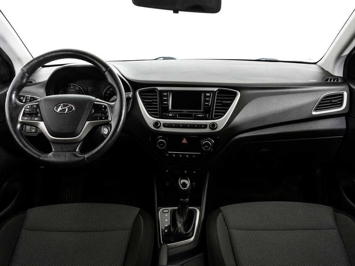Купить Hyundai Solaris с пробегом. Фото: #6
