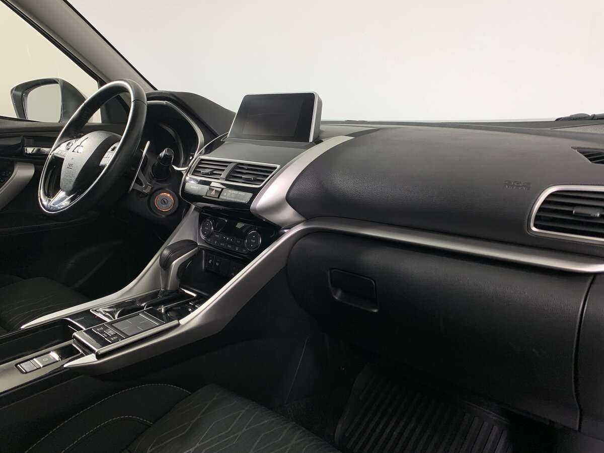 Купить Mitsubishi Eclipse Cross с пробегом. Фото: #13