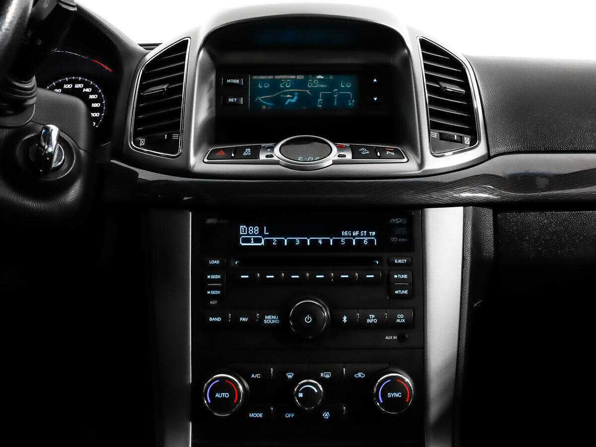 Купить Chevrolet Captiva с пробегом. Фото: #13