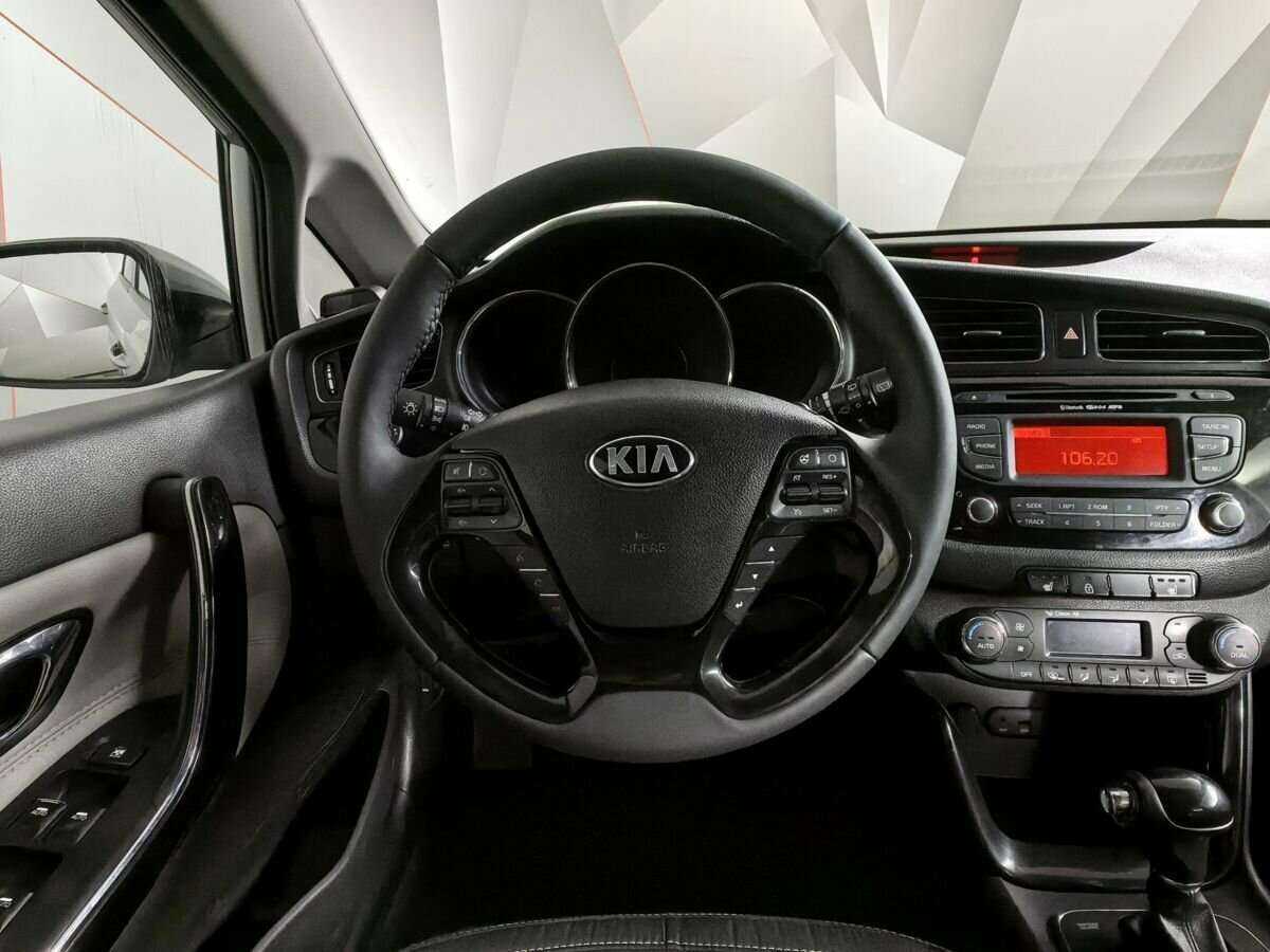 Купить Kia Ceed с пробегом. Фото: #13