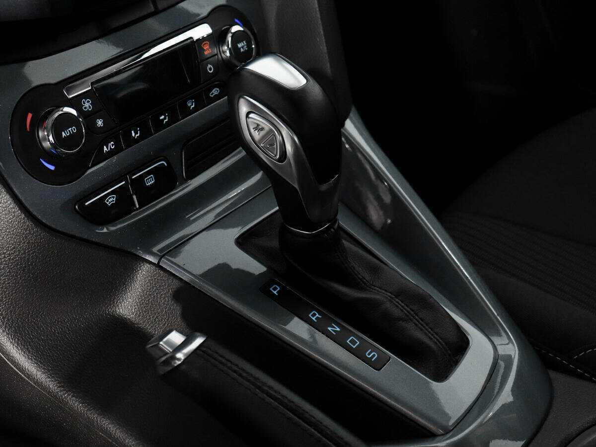 Купить Ford Focus с пробегом. Фото: #9