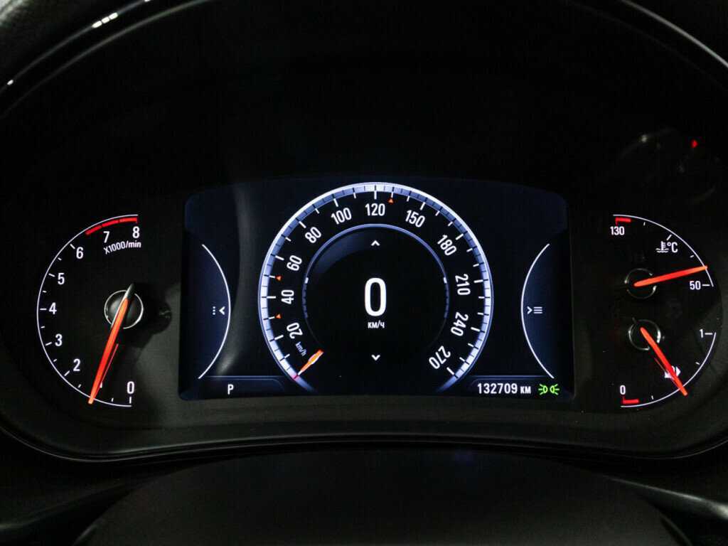 Купить Opel Insignia с пробегом. Фото: #11