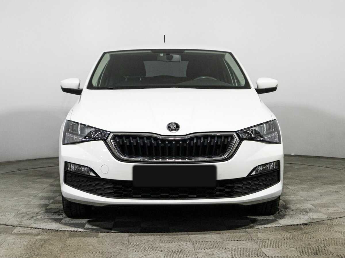 Купить Skoda Rapid с пробегом. Фото: #1