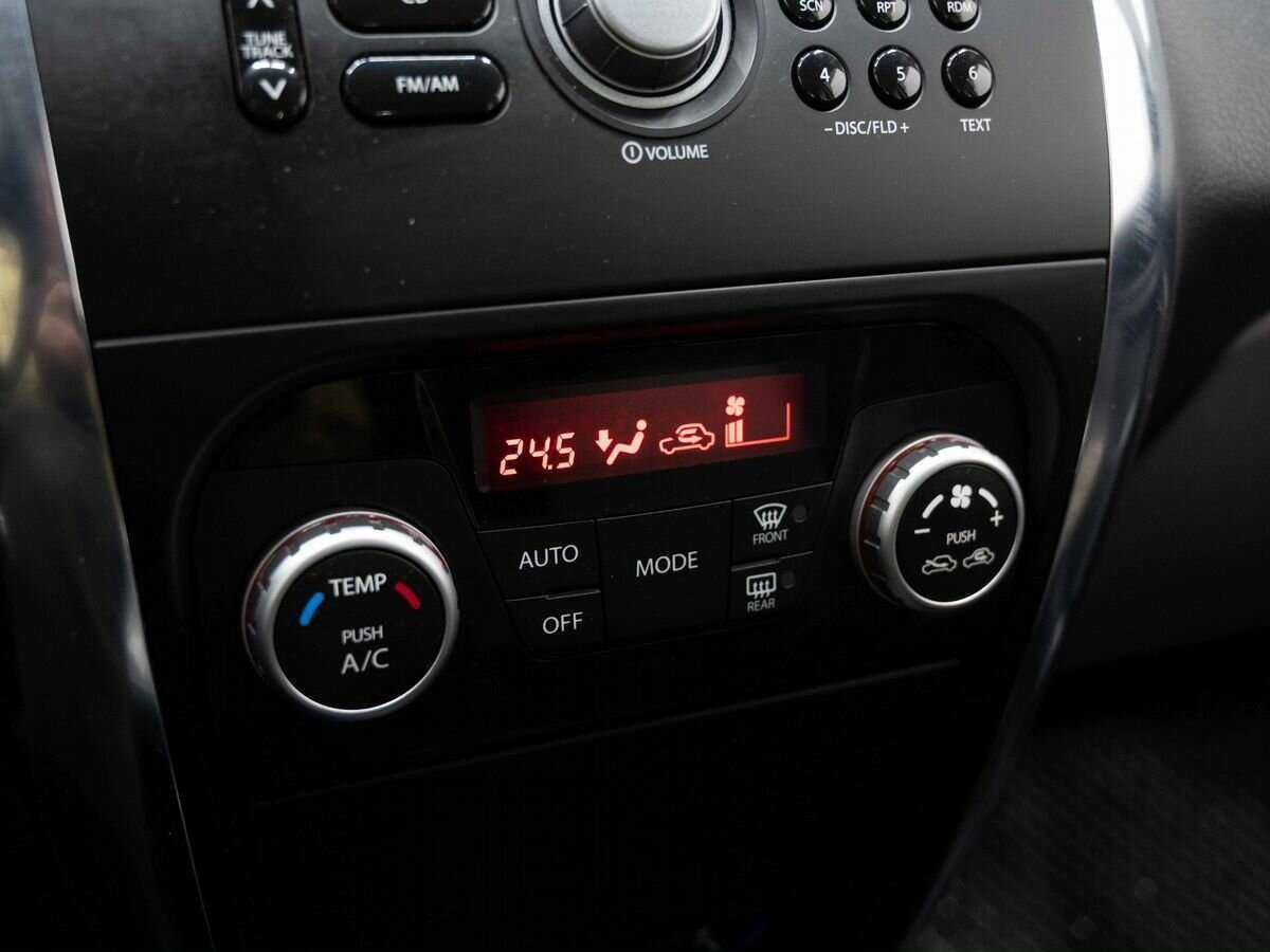Купить Suzuki SX4 с пробегом. Фото: #18