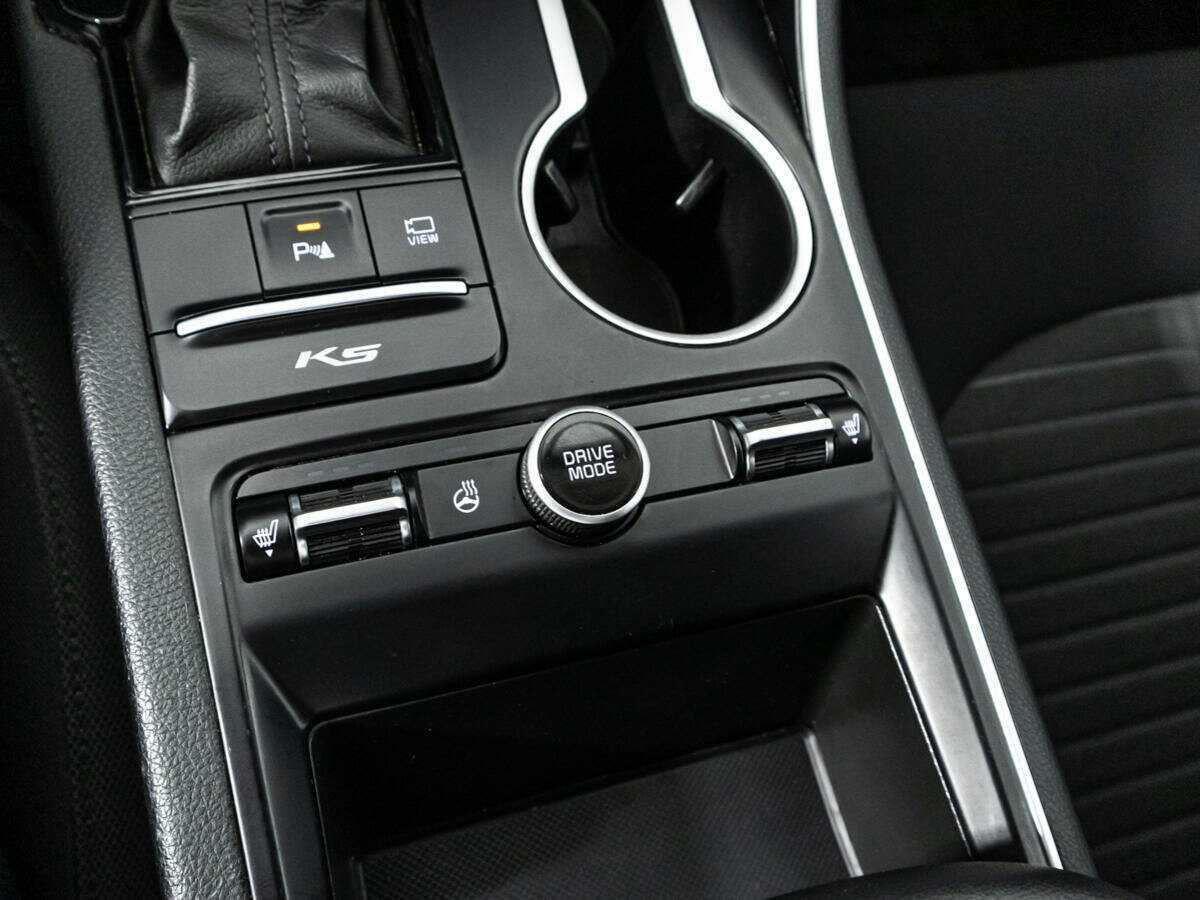 Купить Kia K5 с пробегом. Фото: #15